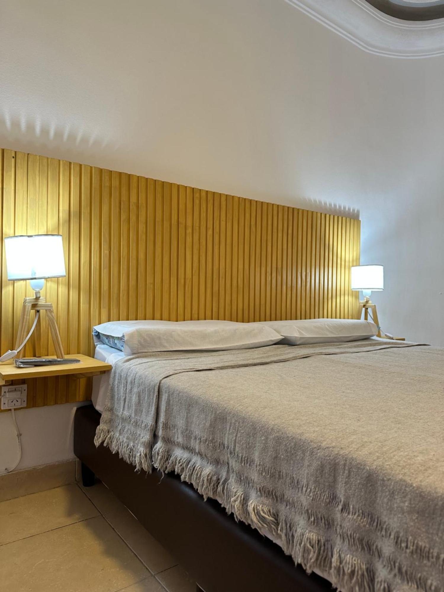 Petit Balcarce Salta Hotell Exteriör bild